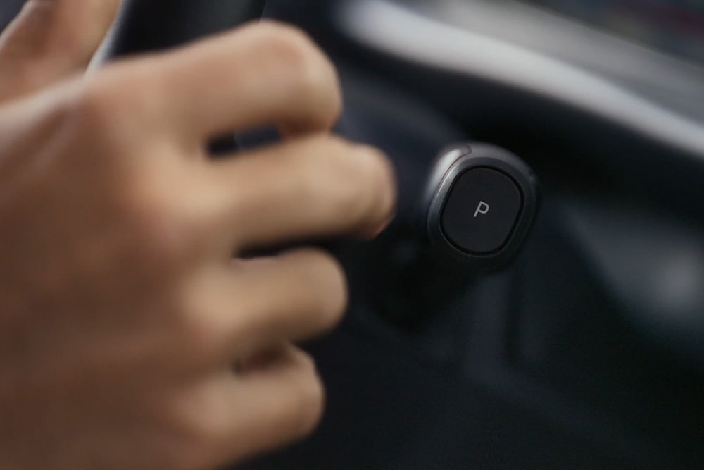 ford tourneo_custom eu Column_Card_27_V710_Deliver_Smart 1000x667 1000x667 detail on indicator lever